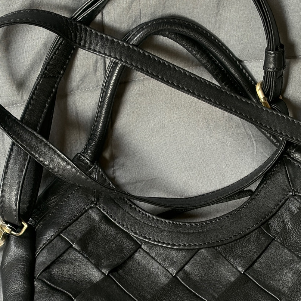 HOBO Black weaved soft pebbled Leather Shoulder Bag - Picture 16 of 16